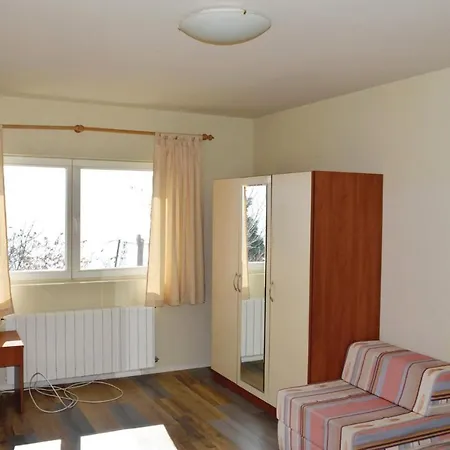 One-bedroom Holiday In 바르나